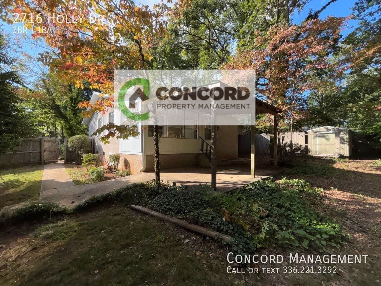 2716 Holly Dr - Photo 2 of 17