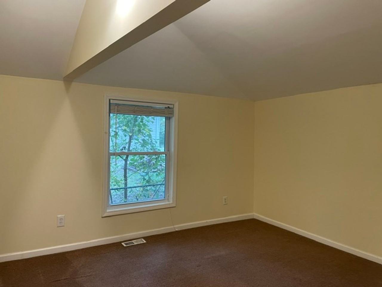 1619 Lawrence Ave #B - Photo 5 of 7