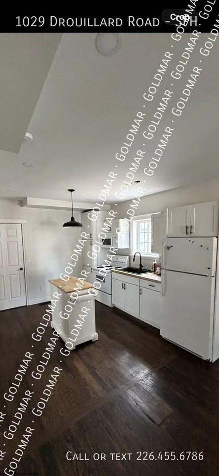 1029 Drouillard Rd #SFH - Photo 2 of 7