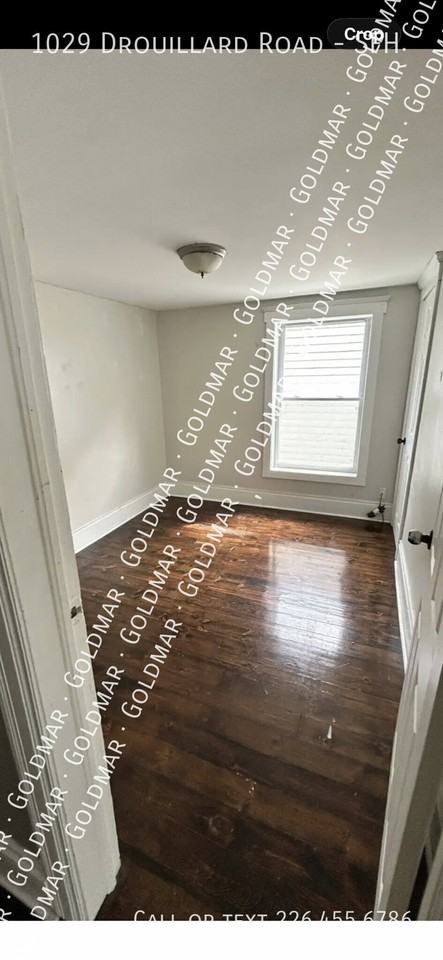 1029 Drouillard Rd #SFH - Photo 5 of 7