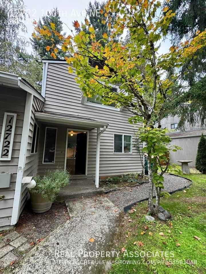 12722 100th Ave Ne - Photo 2 of 11