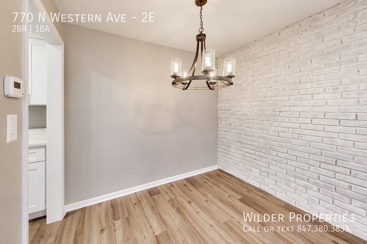 770 N Western Ave #2E - Photo 4 of 13
