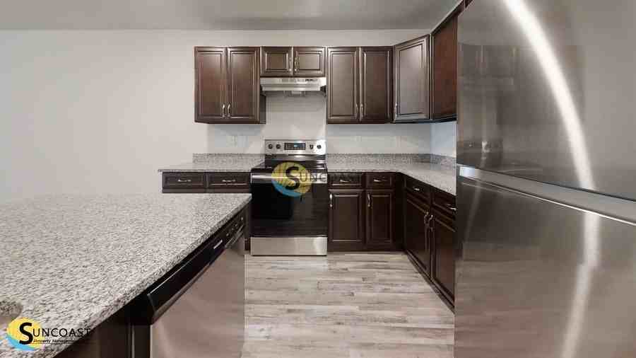 47 Ponce Deleon Dr #B - Photo 5 of 17