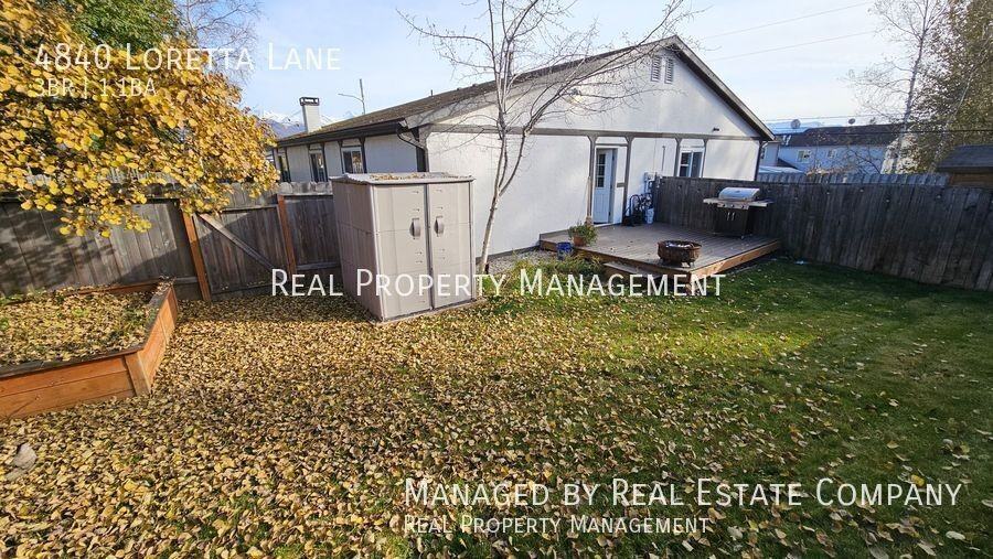 4840 Loretta Ln - Photo 5 of 25