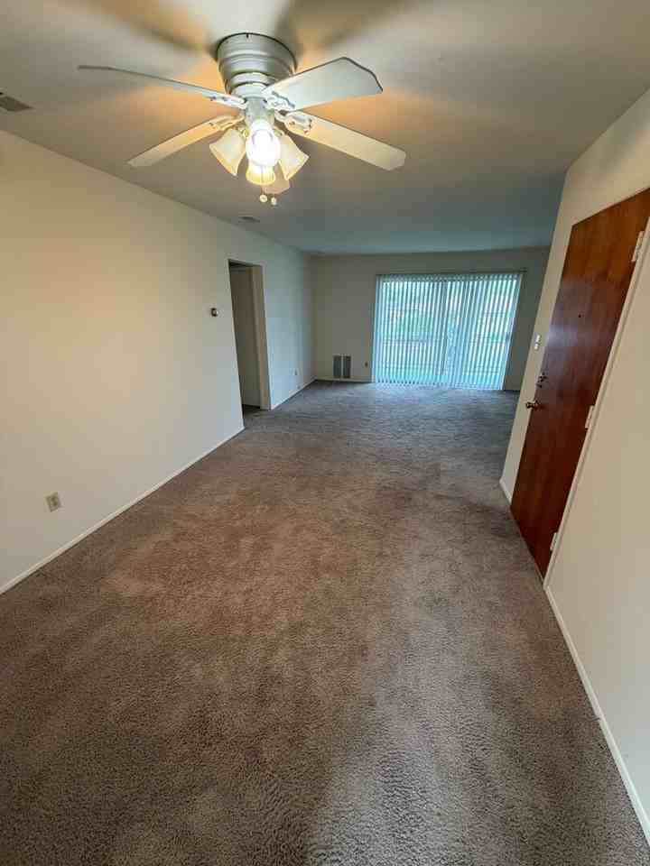 8509 Manor Ave #D - Photo 3 of 5
