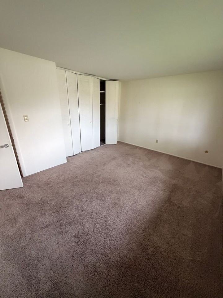 8509 Manor Ave #D - Photo 5 of 5