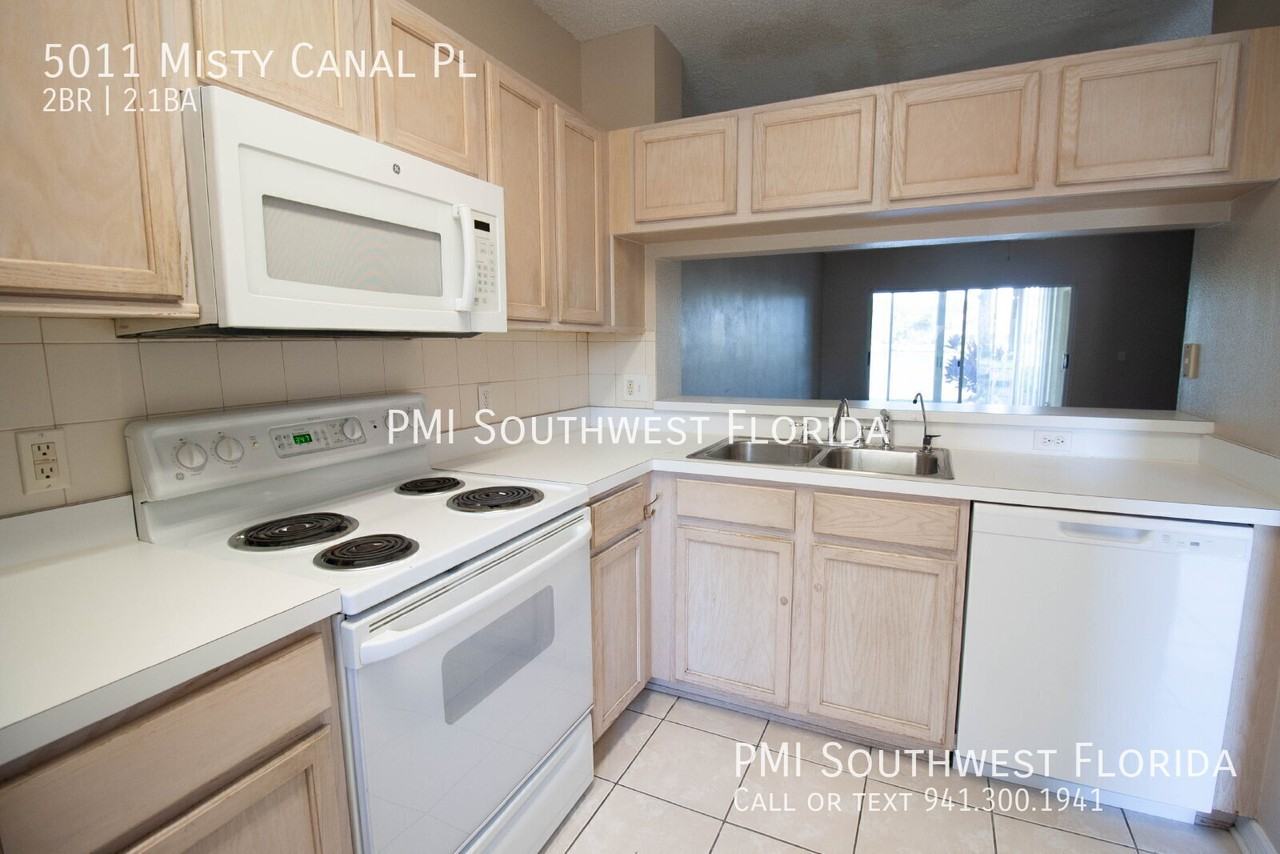 5011 Misty Canal Pl - Photo 3 of 25