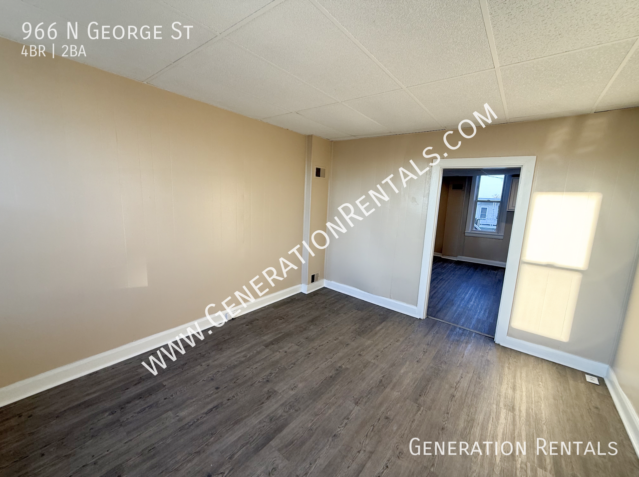 966 N George St - Photo 3 of 11