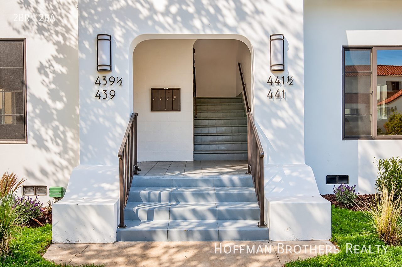 441 N Ogden Dr #441 - Photo 4 of 18