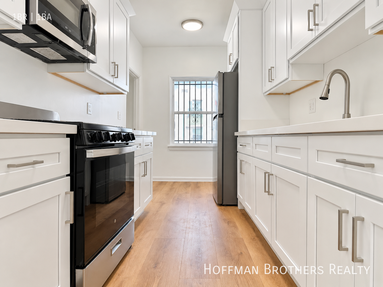 1812 W 36th St #A - Photo 2 of 8