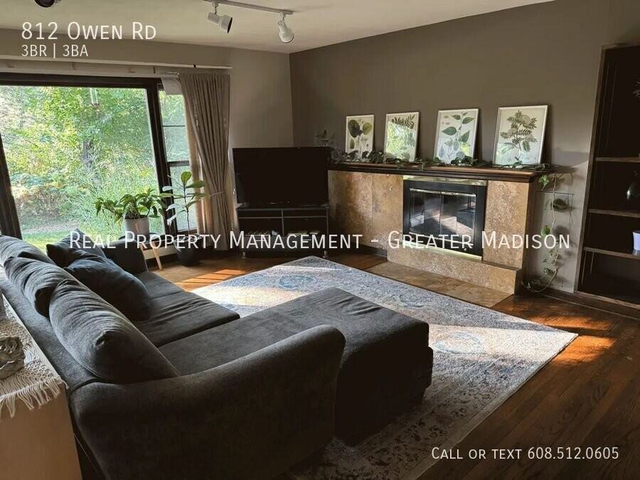 812 Owen Rd - Photo 2 of 35