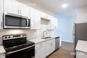 featured image of 935 N Plaza Blvd