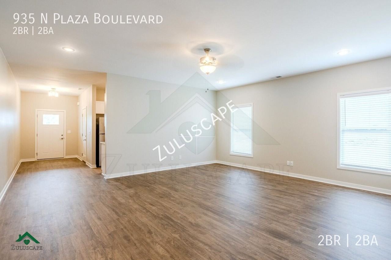 935 N Plaza Blvd - Photo 5 of 15