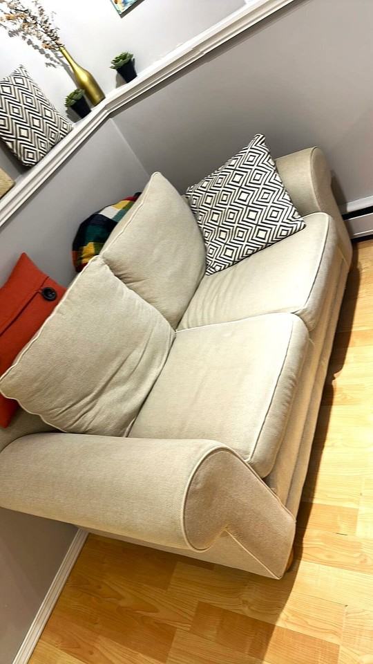 8304 107 St Nw - Photo 2 of 17