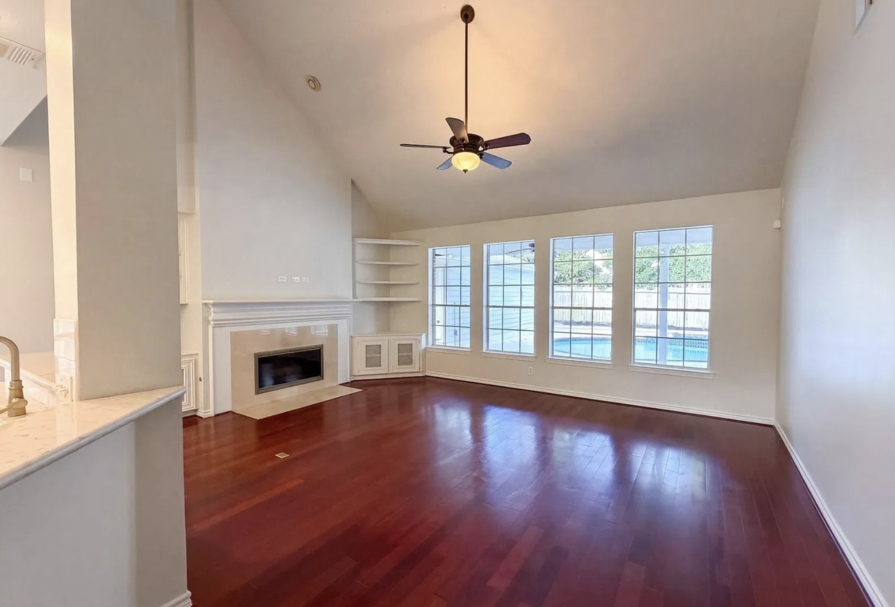 1905 Garden Terrace Dr #NA - Photo 3 of 12