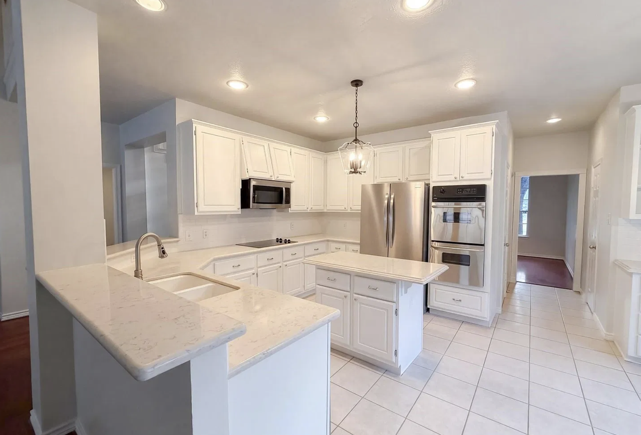 1905 Garden Terrace Dr #NA - Photo 4 of 12