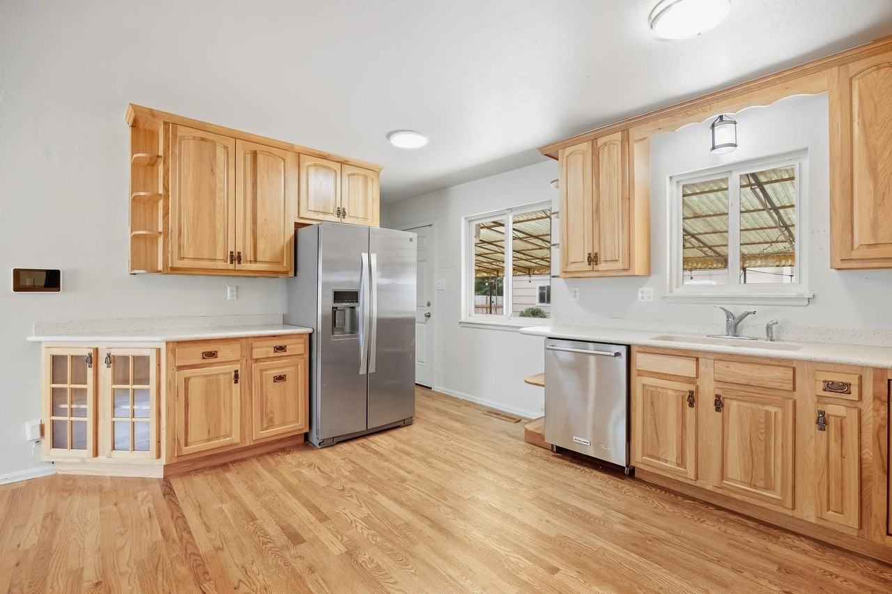 2827 Jon St #NA - Photo 2 of 14