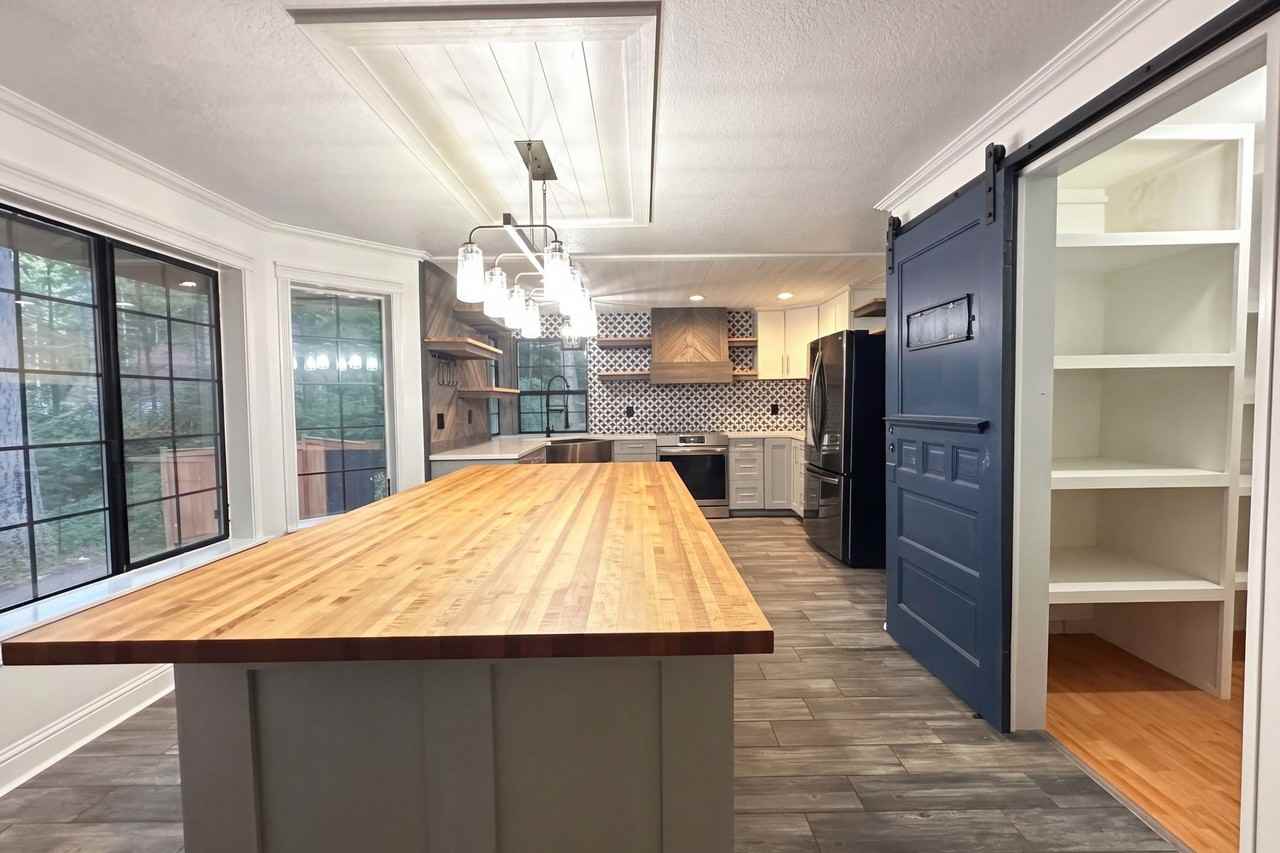 7424 Ebbert Dr Se #NA - Photo 6 of 17