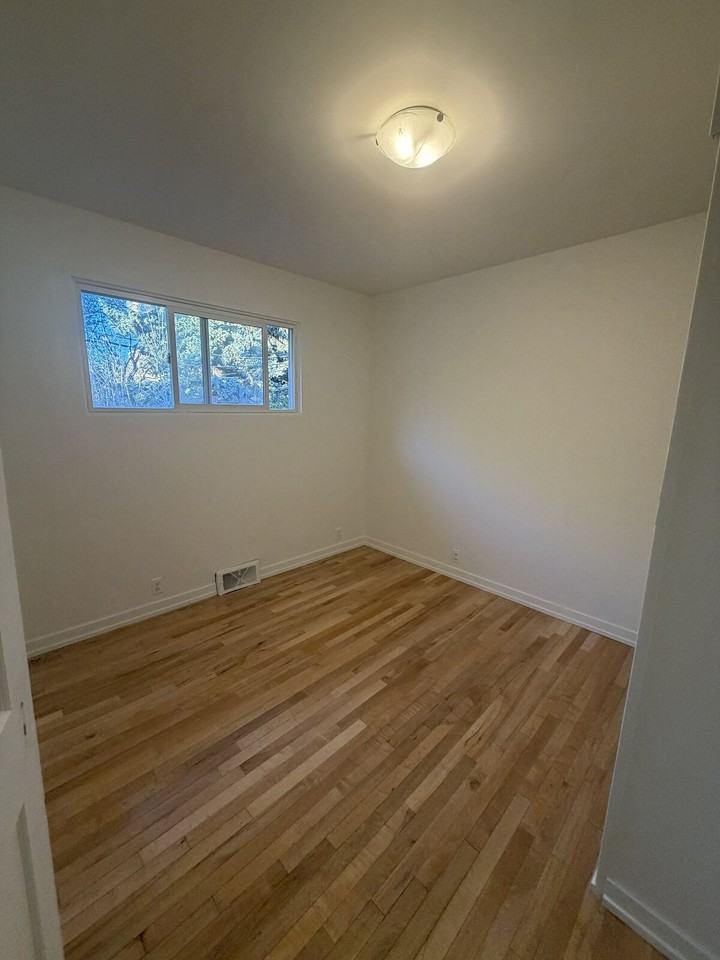1212 5 Ave Nw - Photo 6 of 15