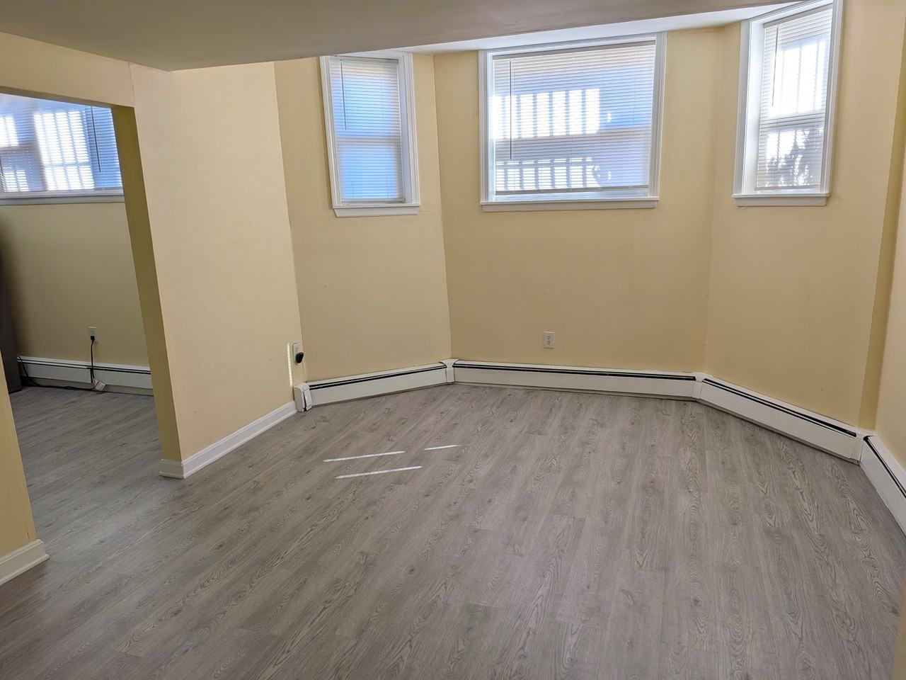 148 Sutherland Rd #2 - Photo 3 of 7