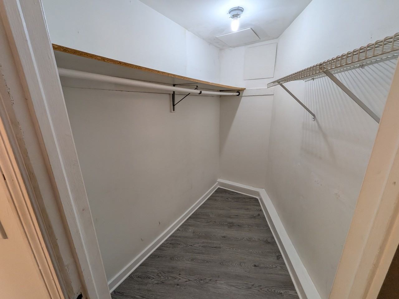 148 Sutherland Rd #2 - Photo 7 of 7