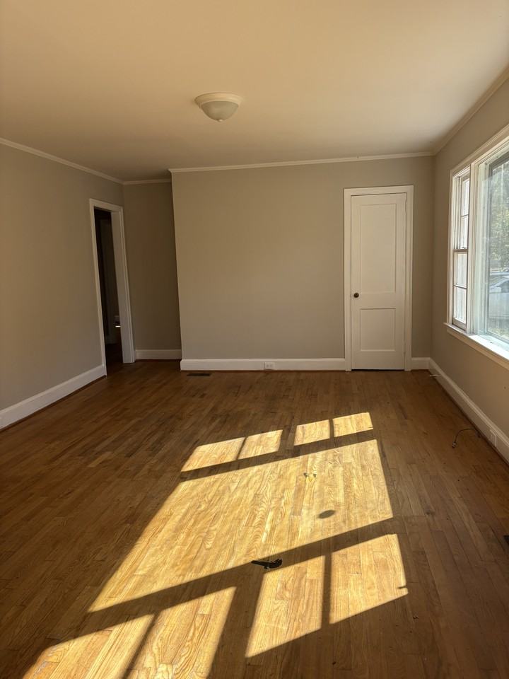645 Stonewall Ct #NA - Photo 4 of 9