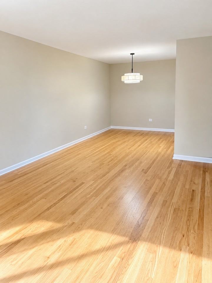 1018 Castilian Ct #104 - Photo 3 of 7