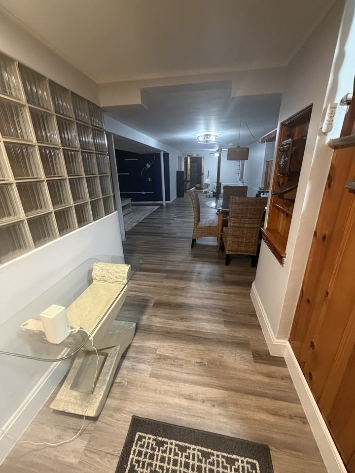 5322 W Barry Ave - Photo 5 of 13