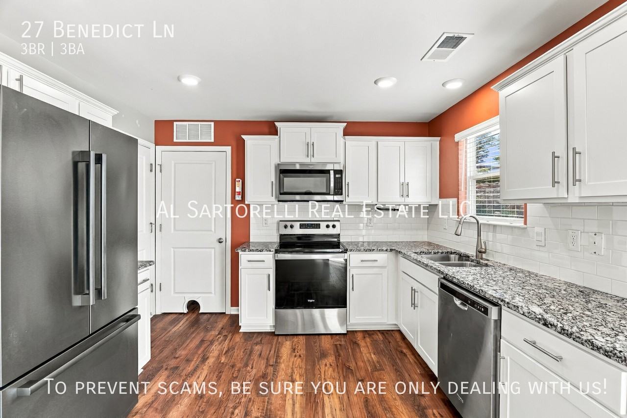 27 Benedict Ln - Photo 2 of 37