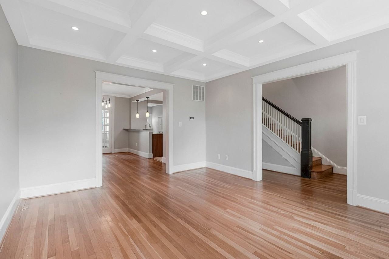 104 U St Ne - Photo 6 of 50