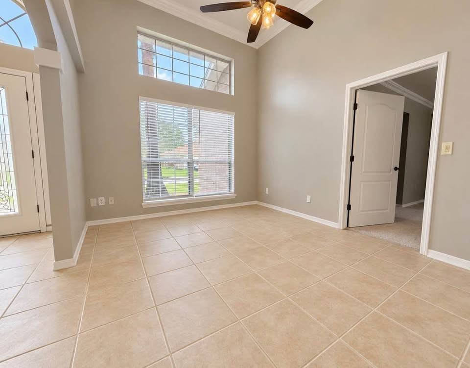1819 The Glades Rd - Photo 6 of 24