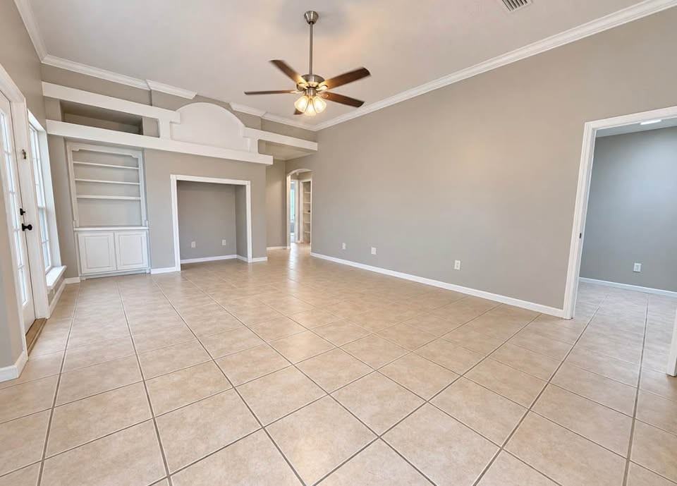 1819 The Glades Rd - Photo 7 of 24