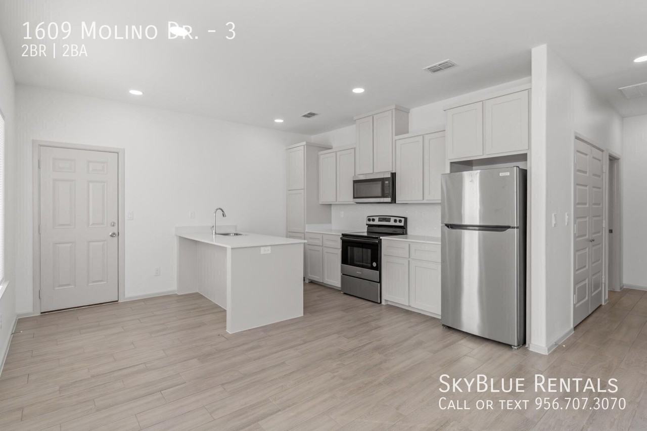 1609 N Molino Dr #3 - Photo 3 of 18