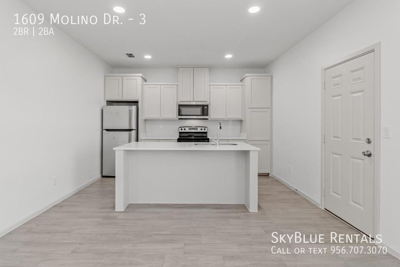 1609 N Molino Dr #3 - Photo 5 of 18