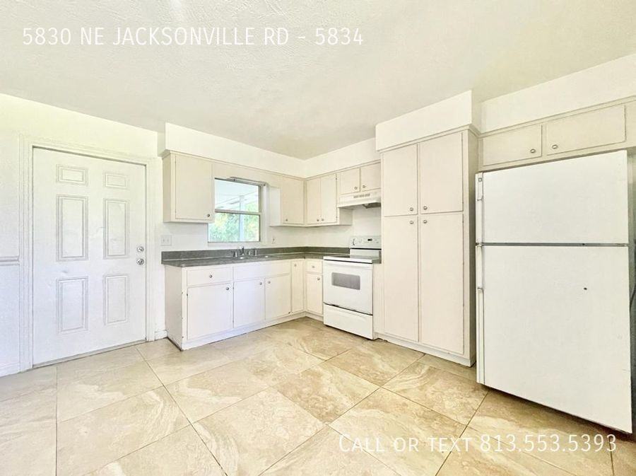 5830 Ne Jacksonville Rd #5834 - Photo 5 of 7