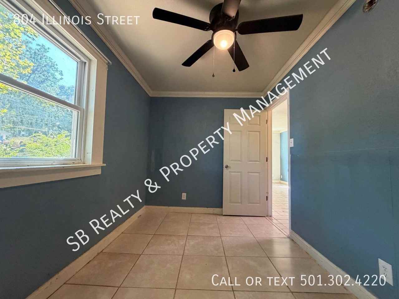 804 Illinois St - Photo 7 of 13