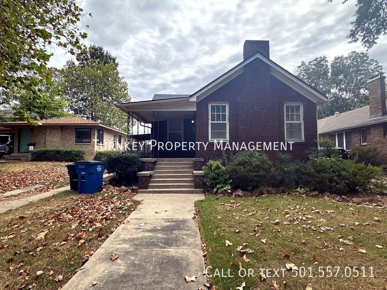 3208 N Cypress St - Photo 2 of 16
