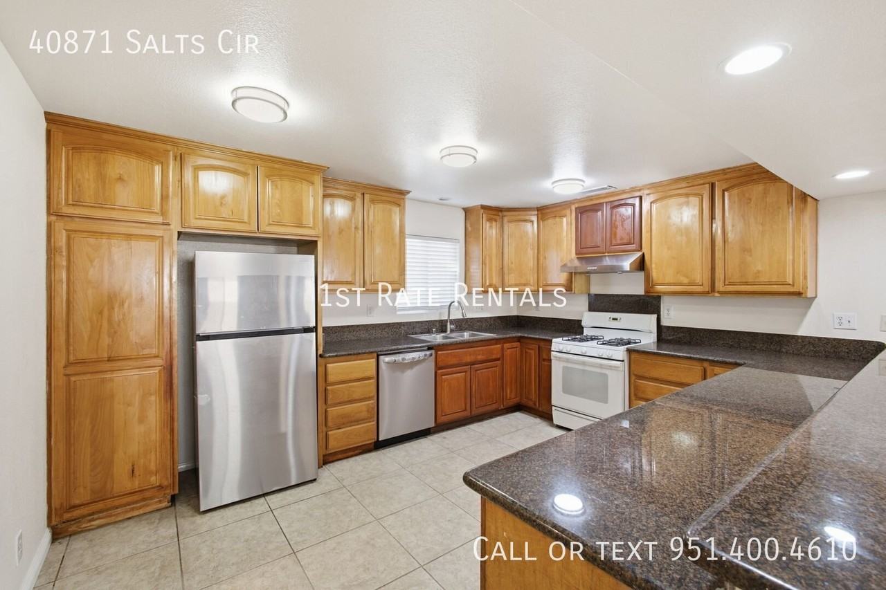 40871 Salts Cir - Photo 3 of 12
