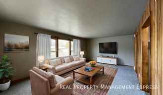 5328 W Pritchard Dr - Photo 1 of 1