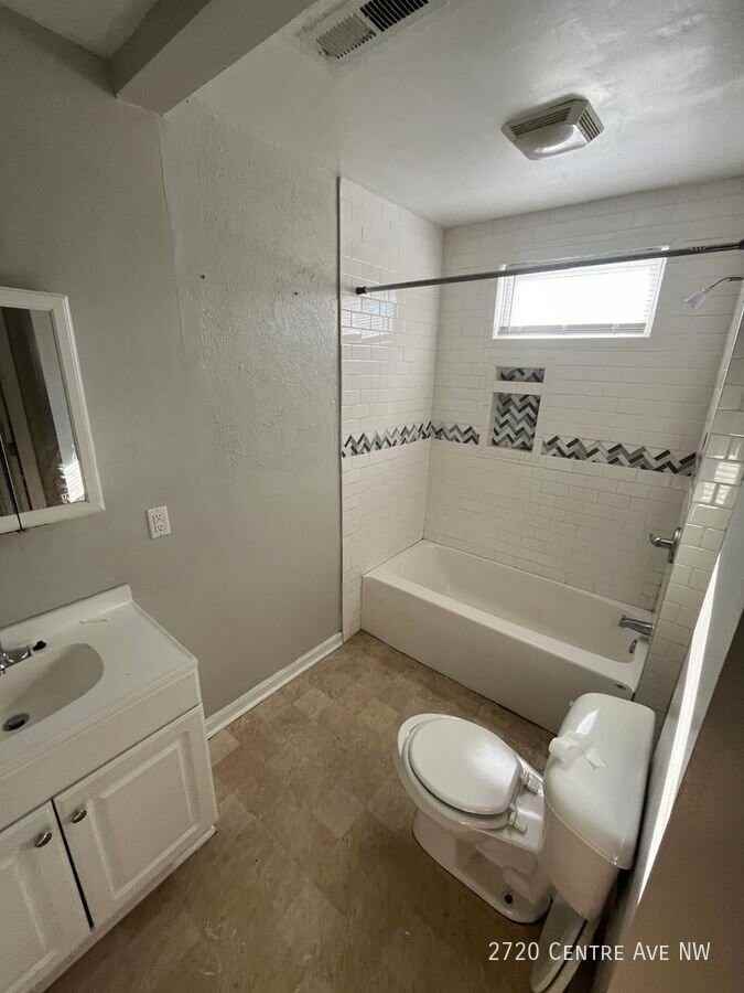2720 Centre Ave Nw - Photo 6 of 9