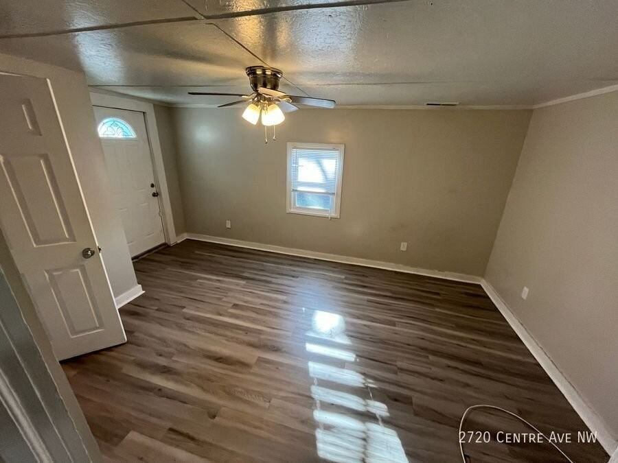 2720 Centre Ave Nw - Photo 7 of 9