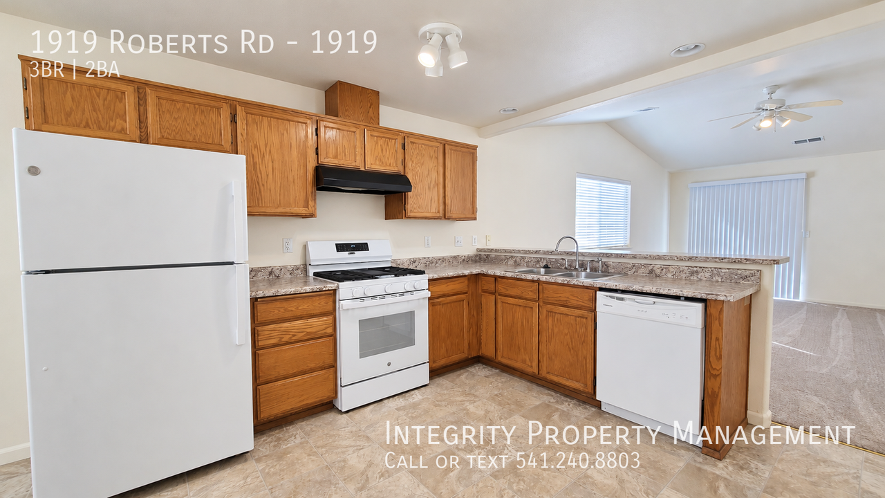 1919 Roberts Rd #1919 - Photo 5 of 18