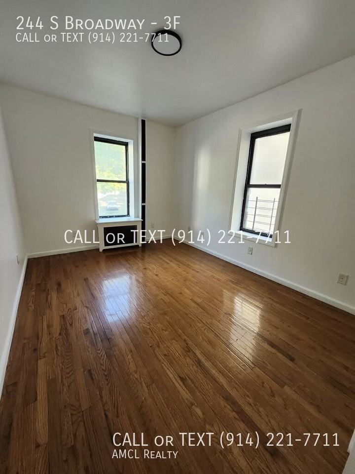 244 S Broadway #3F