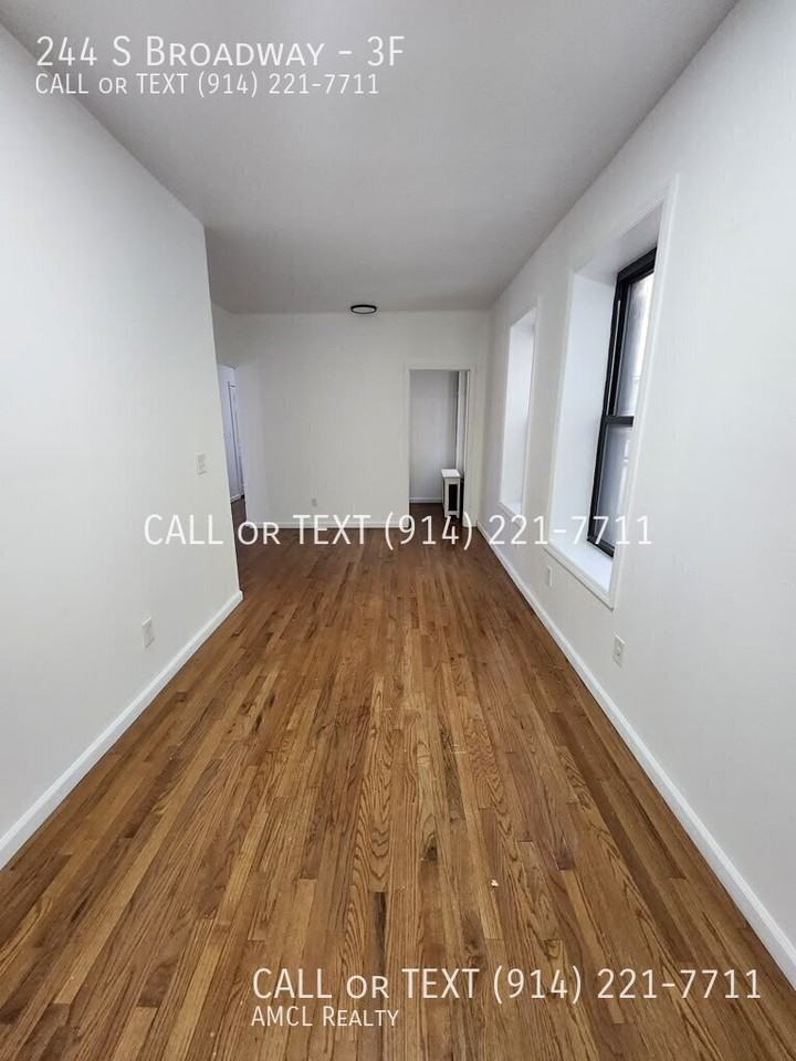 244 S Broadway #3F - Photo 2 of 6