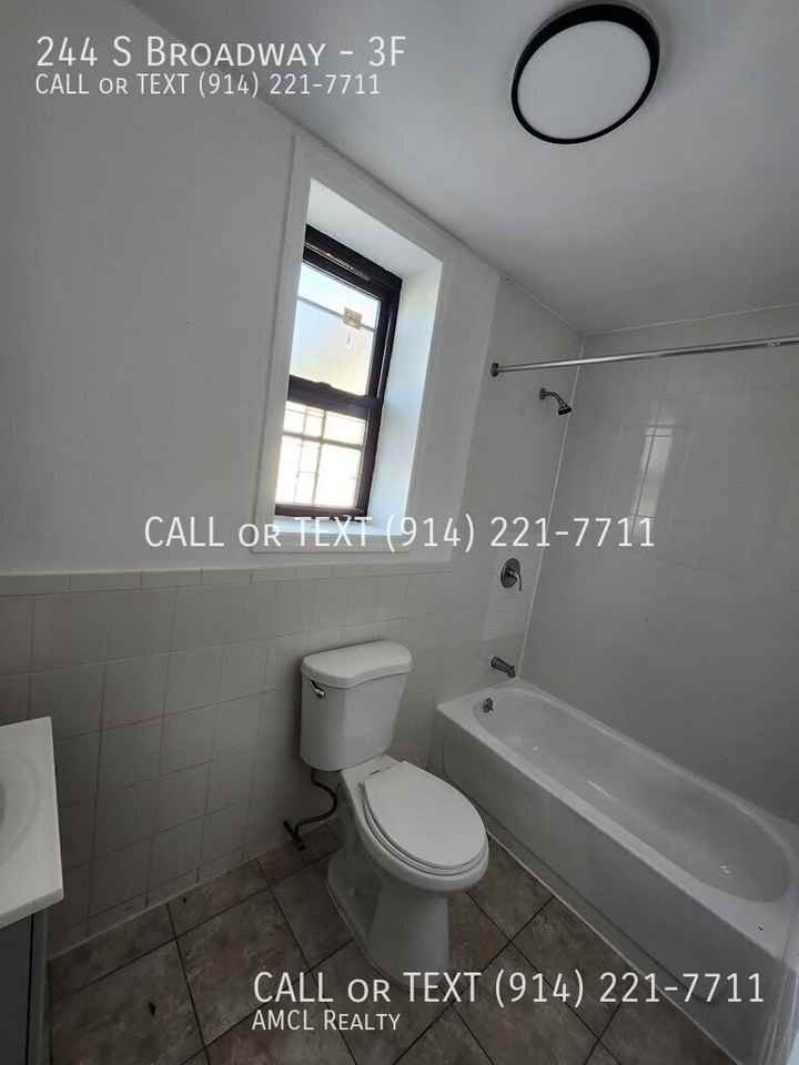 244 S Broadway #3F - Photo 5 of 6