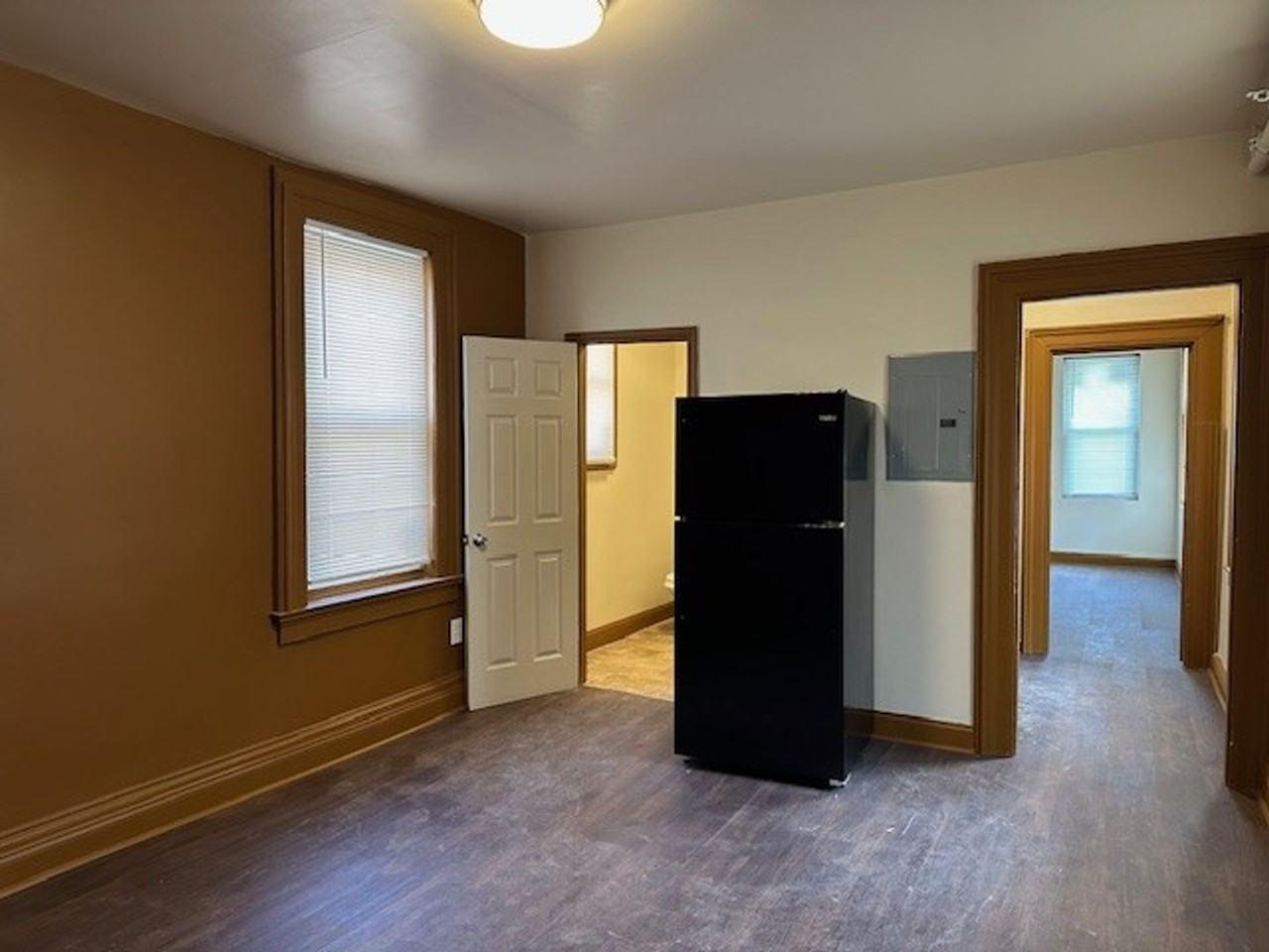 301 E Market St #1 - Photo 3 of 10