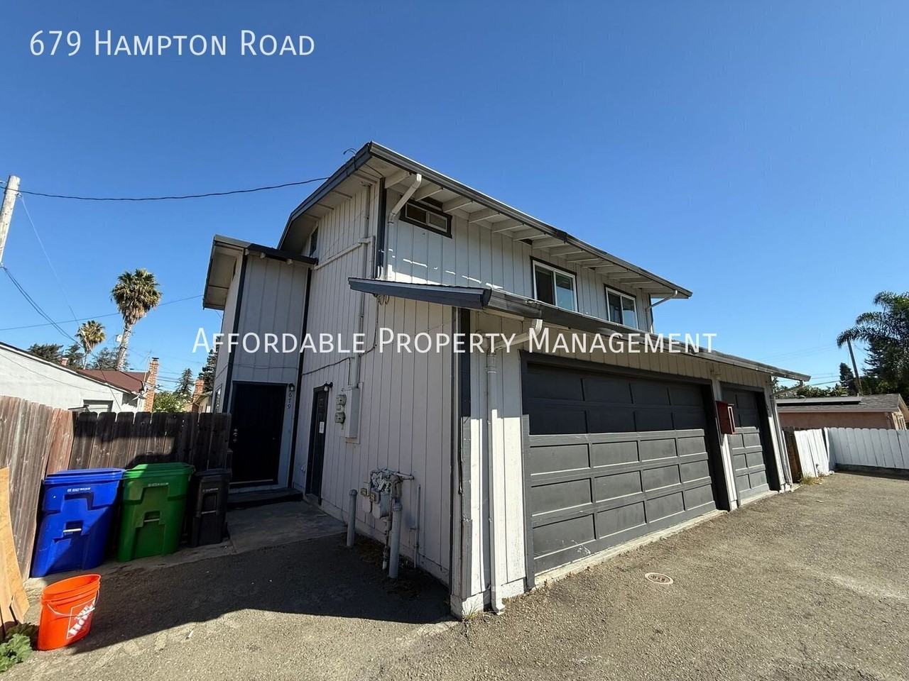 679 Hampton Rd - Photo 2 of 16