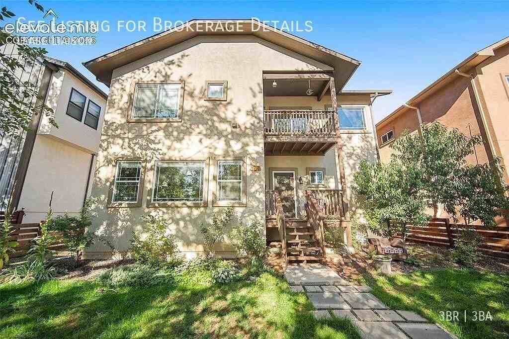 734 N Walnut St #A - Photo 3 of 30