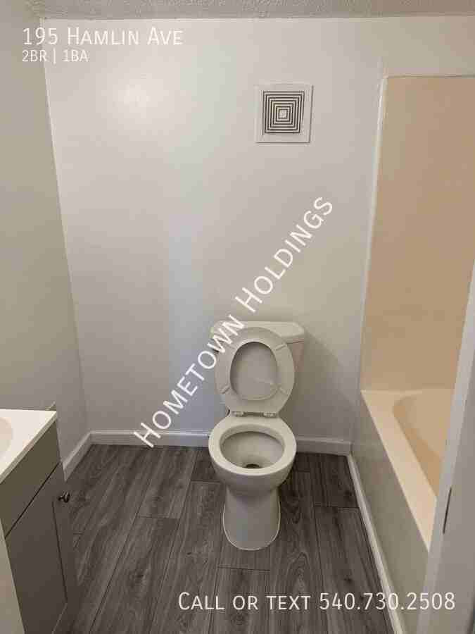 195 Hamlin Ave - Photo 2 of 7