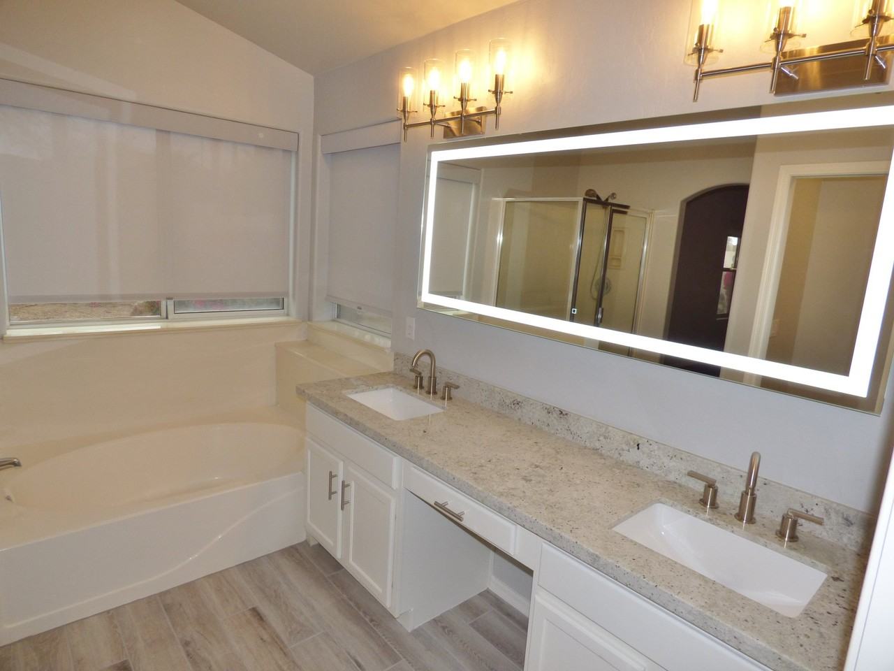 13153 W Sheridan St - Photo 6 of 40